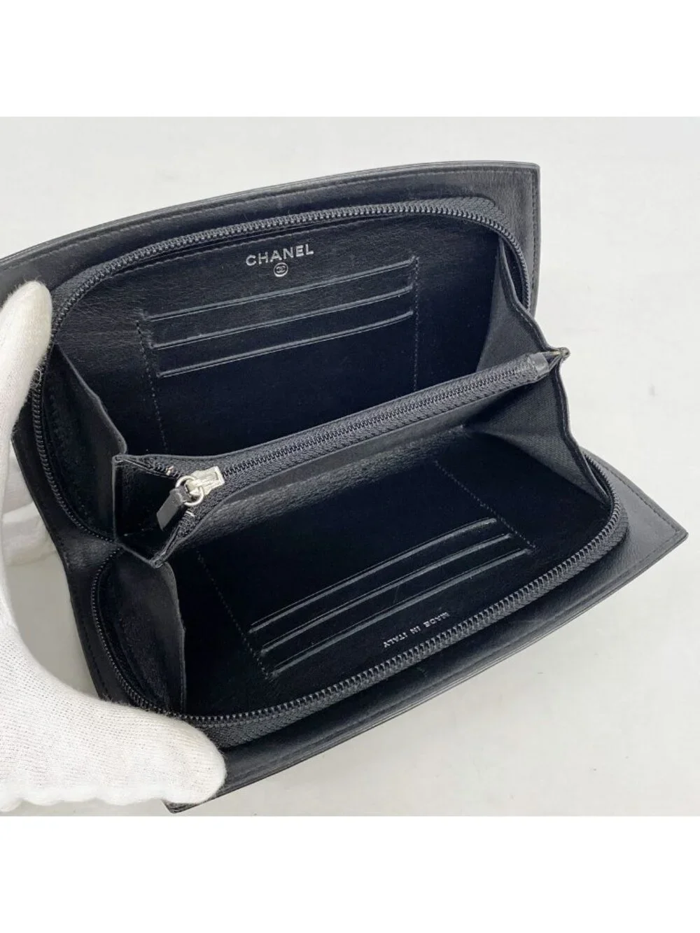 Chanel Wallet Patent Leather Black Silver